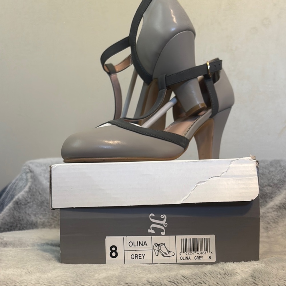 Journee Collection Gray Heels with Suede  Adjustable Strap in EUC - Picture 2 of 9